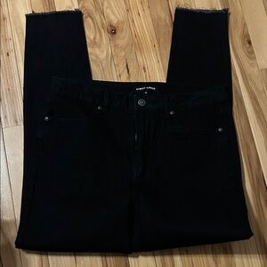 Almost Famous Black Raw-Hem Skinny Jeans
